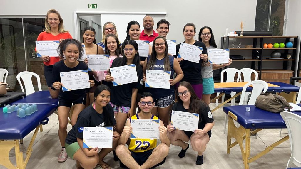 Turma CENESP com certificados